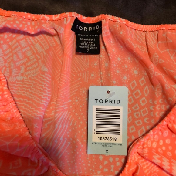 Torrid size 2 See-through shirt - Picture 3 of 3